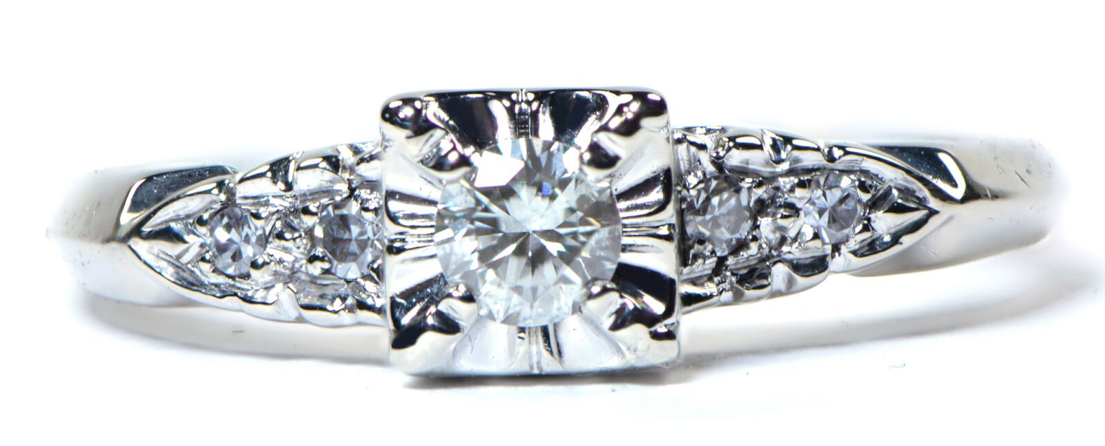 1960's Glitter Set Diamond Engagement Ring