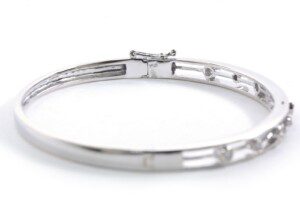 Diamond-Line-Bangle-18k-White-Gold-050ct-HSI1-W-Video-132966896661-2