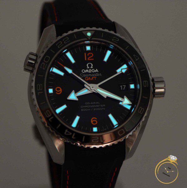 omega_seamaster_planet_ocean_night