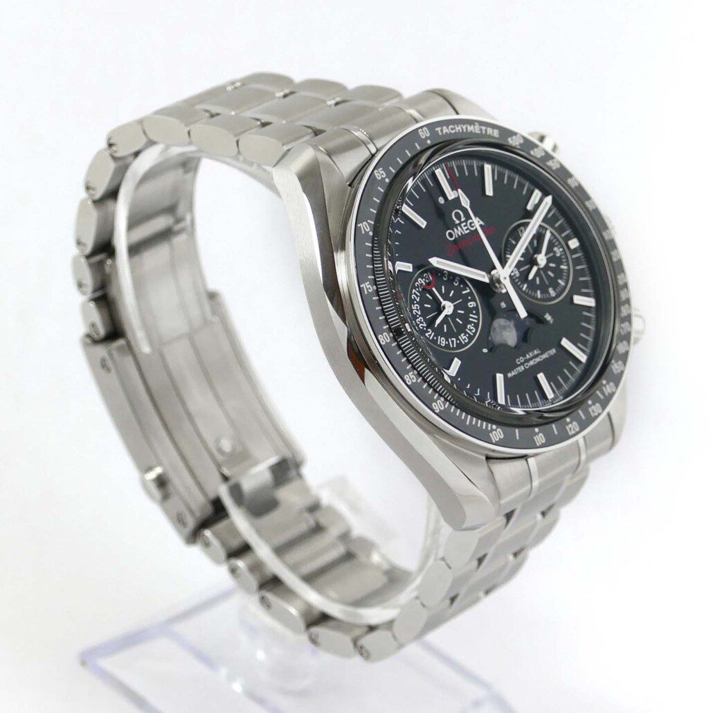 omega speedmaster moonwatch 44mm