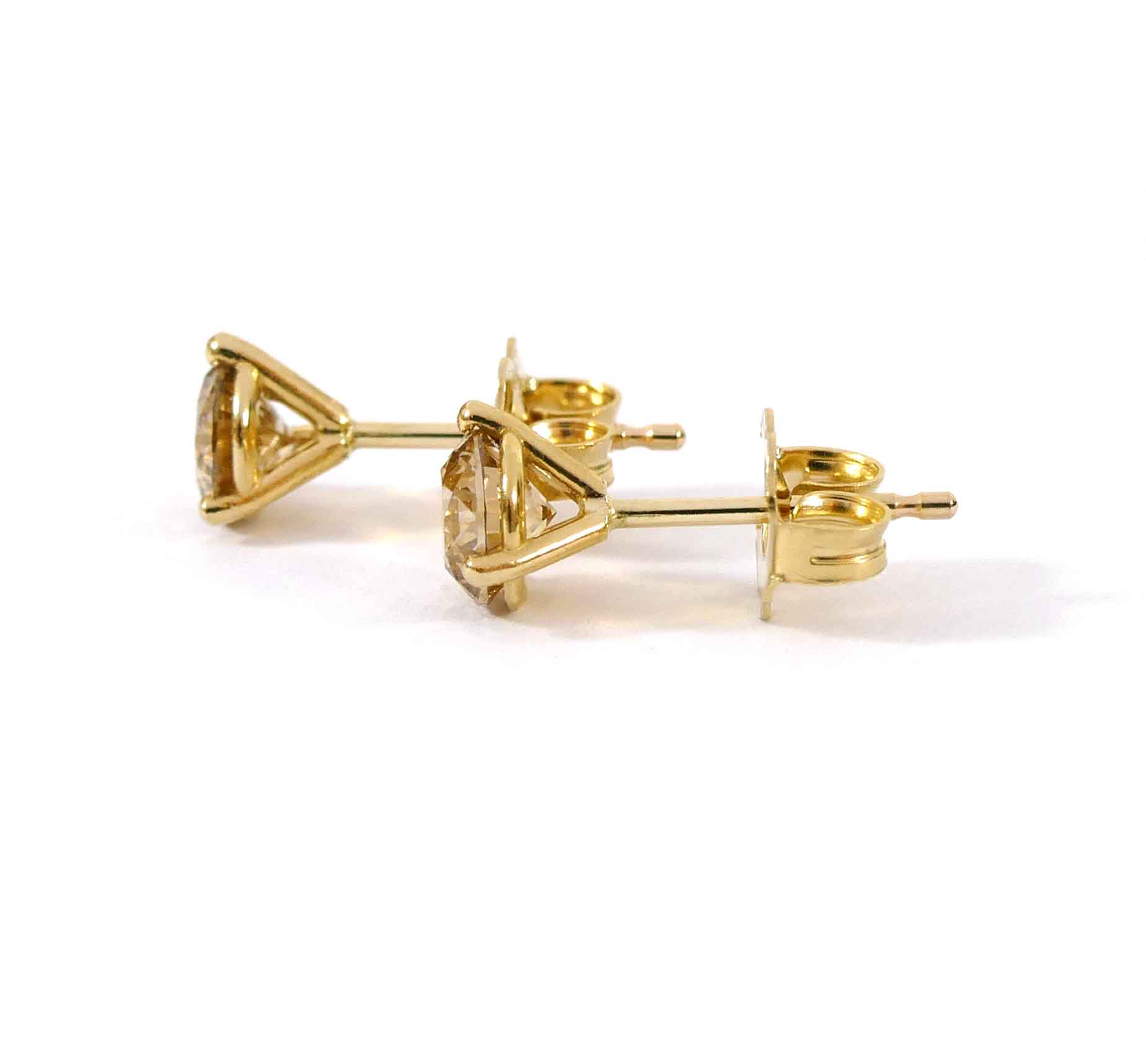 18kt gold ALINKA ID diamond stud earring