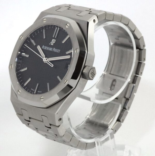 Audemars Piguet Royal Oak 41mm Black Dial 15500ST.OO.1220ST.03 BOX/PAPERS