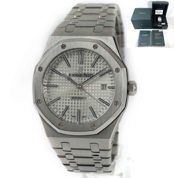 Audemars Piguet Royal Oak 41mm Black Dial 15500ST.OO.1220ST.03 BOX/PAPERS