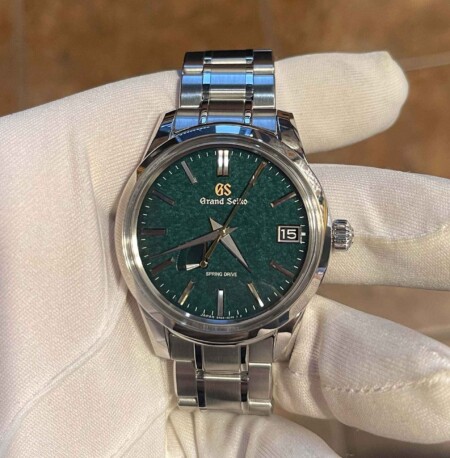 Grand seiko spring drive green dial best sale