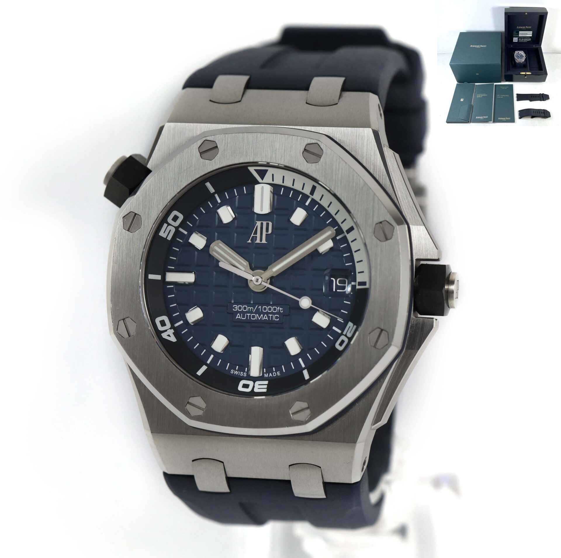 Audemars Piguet Royal Oak OffShore 42mm Blue Rubber 15720ST.OO