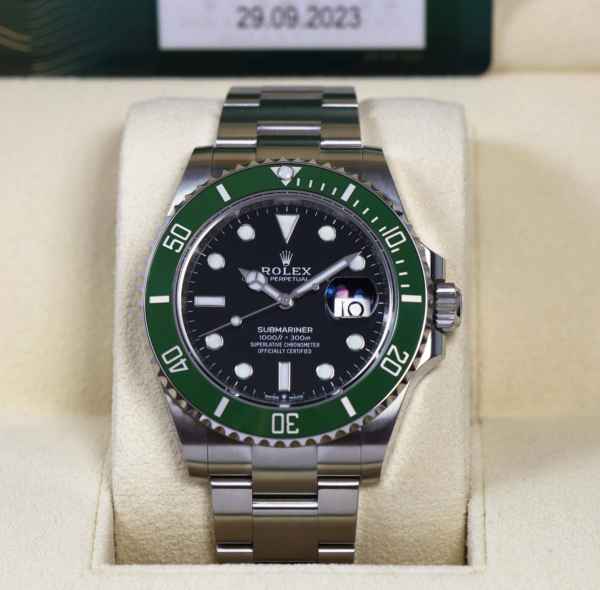 Rolex Submariner Kermit Green Ceramic Bezel Mens Watch 126610LV Box Card