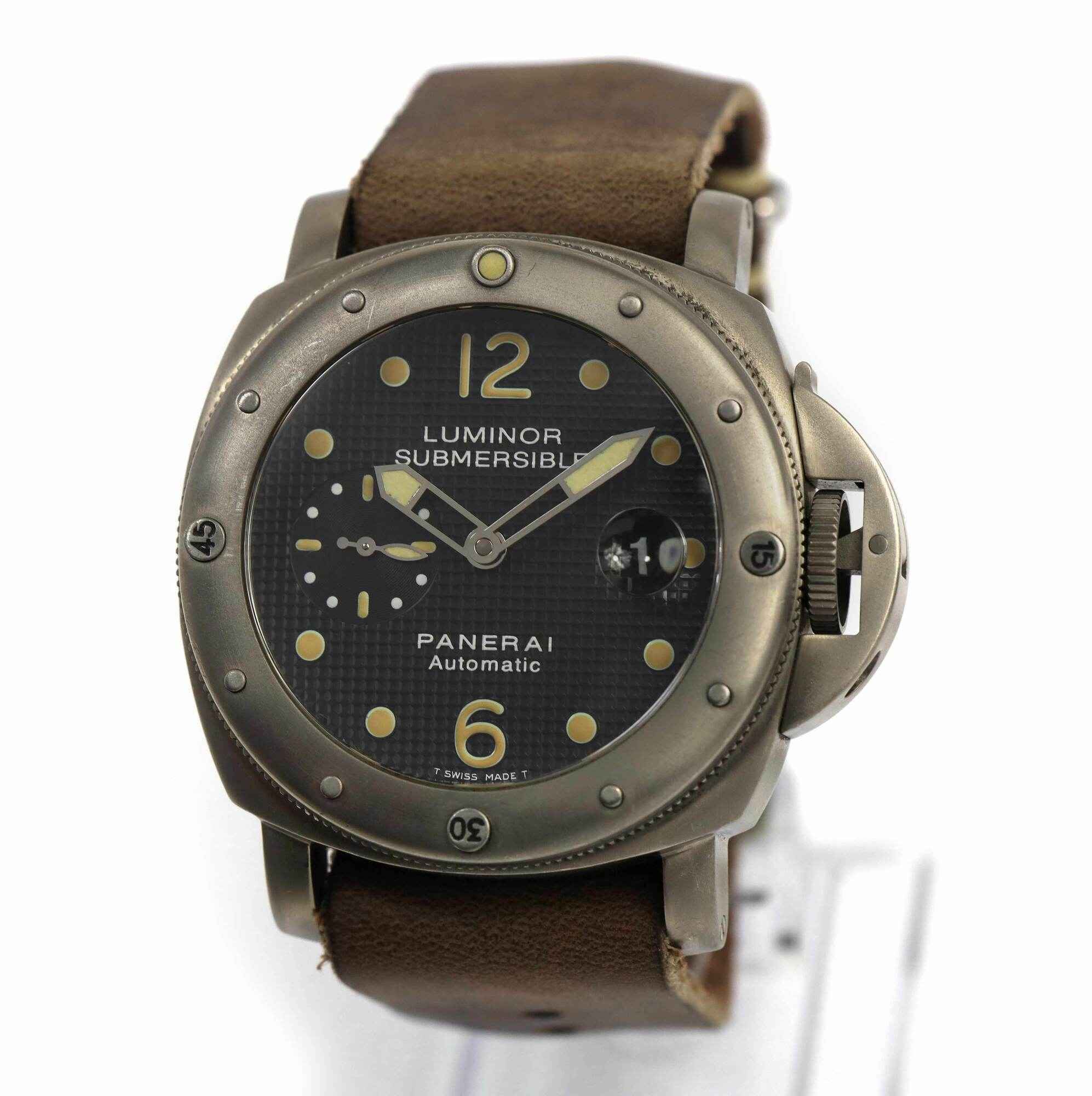 Panerai Luminor Submersible PAM00025 44MM Titanium Black Dial B