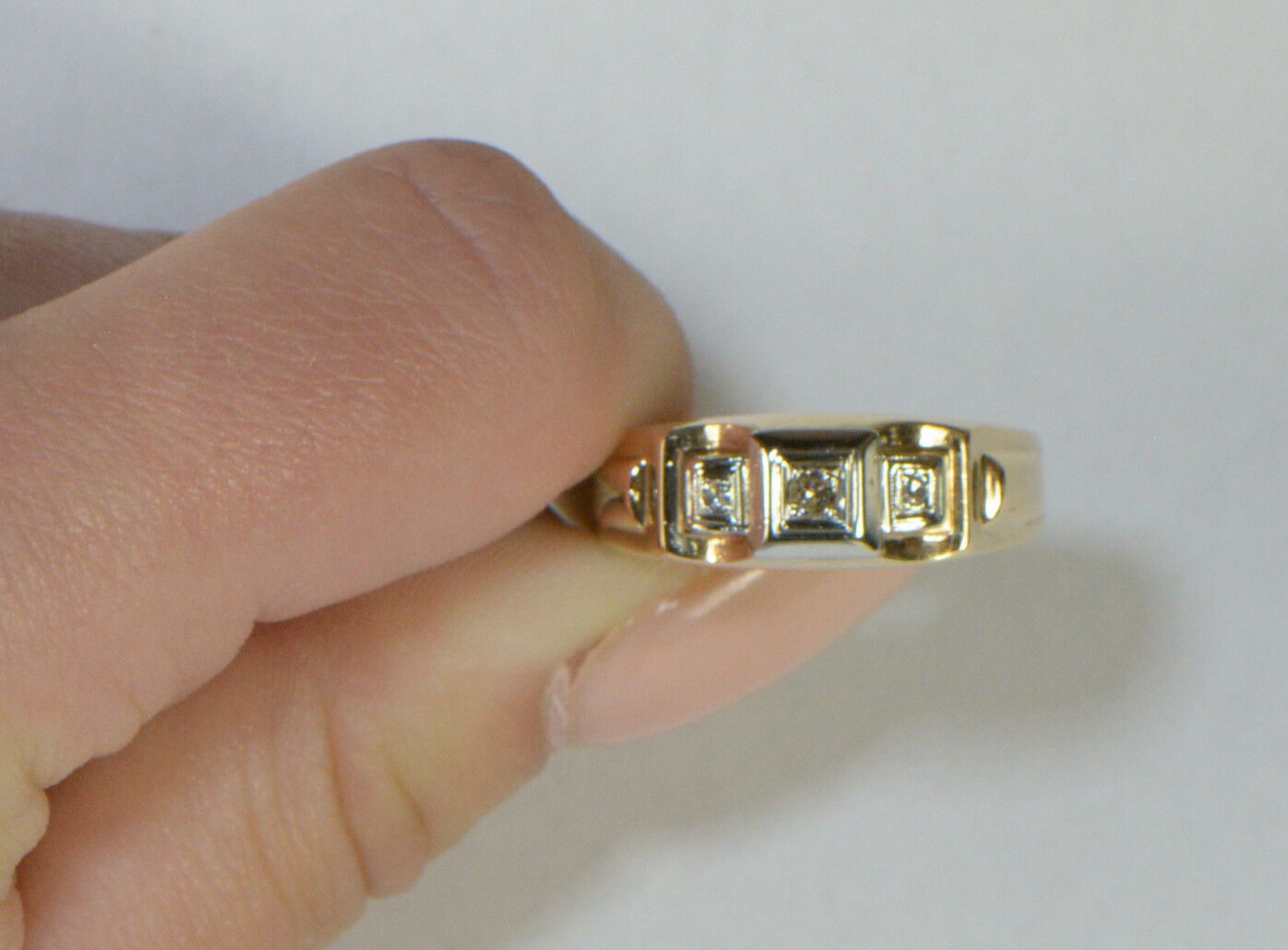 Vintage 10k Yellow Gold Ring Round Diamond .10CT Size 10 Mens H/SI