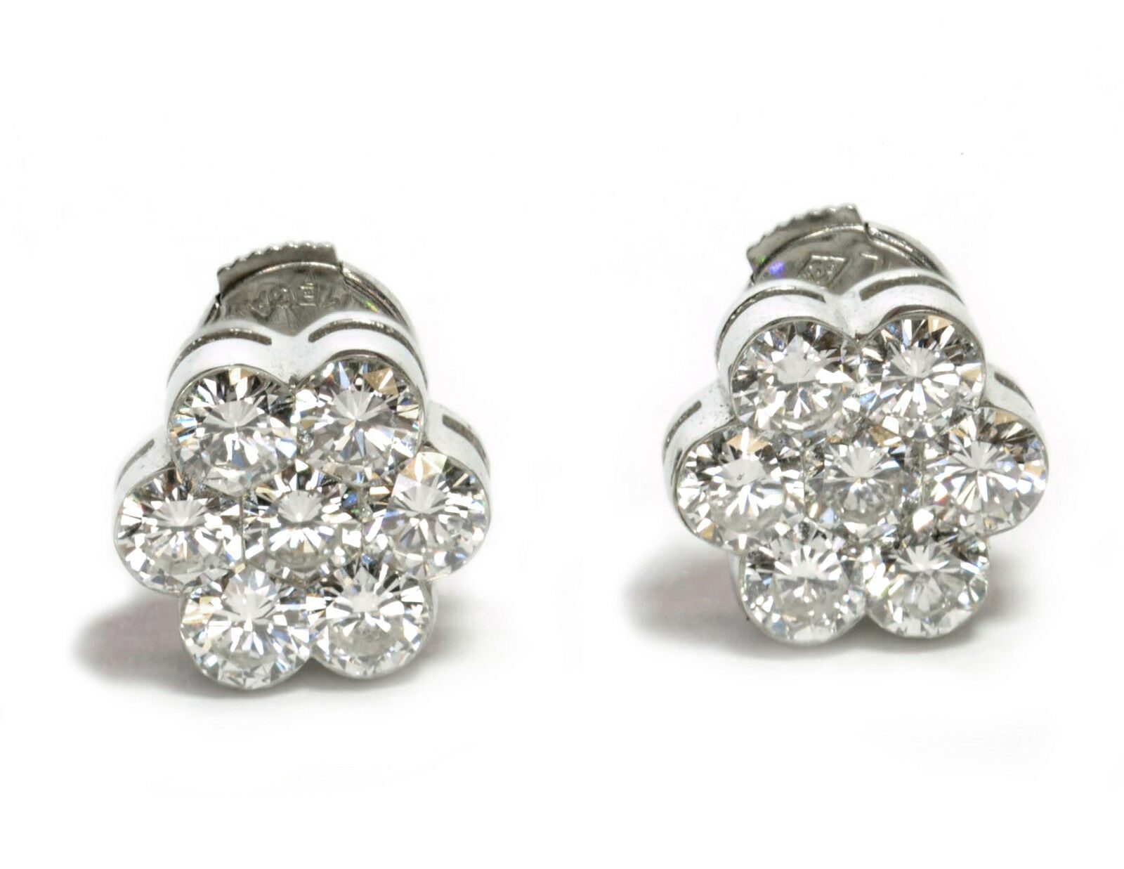 Flower VVS Diamond Stud Earrings 