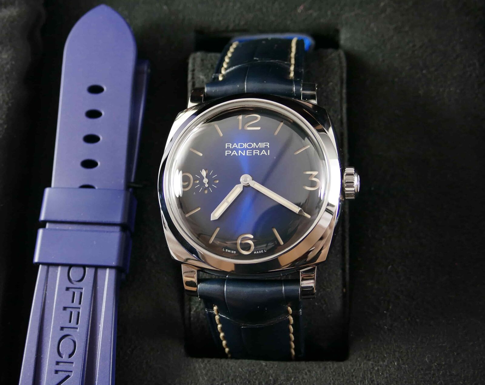 Unworn Panerai Radiomir Blue Dial 1940 47mm PAM932